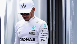 Lewis Hamilton fährt in Österreich zwar allen davon, muss jetzt aber von weiter hinten starten