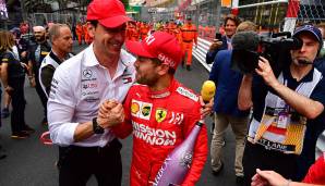 Im Rennen machte Vettel seine Arbeit dann aber besser. Ohne das ganz große Risiko zu gehen, fuhr er mit Sicherheitsabstand hinter Hamilton und Verstappen her. Platz 2 war ein Geschenk der Konkurrenz und am Ende besser als erwartet.