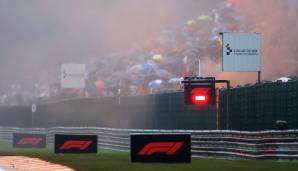 Gazzetta dello Sport: "Formel Farce: In Spa siegen Opportunismus und Politik, wie Lewis Hamilton hervorgehoben hat. Drei Stunden Wartezeit für den Start eines Mini-Rennens, das nur die Hälfte der Punkte vergeben hat. Eine Blamage!"