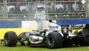 In den folgenden drei Jahren läuft es mit McLaren solide, ein WM-Titel springt aber nicht heraus. 2003 und 2005 ist Räikkönen eigentlich der schnellste Mann im Feld, sein McLaren hat aber zu oft mit Zuverlässigkeitsproblemen zu kämpfen.