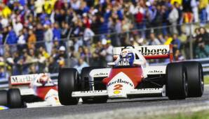 Nur ein halber Punkt trennte am Ende den damaligen McLaren-Piloten von Prost: Wegen starker Regenfälle war der Grand Prix in Monaco vorzeitig abgebrochen worden, Sieger Prost bekam wie alle anderen Piloten nur die halbe Punktzahl
