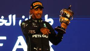 Daily Mail: "Karma. Elf Runden vor Ende des ersten Saisonrennens betritt ein Safety-Car die Szene, genau wie bei jenem unvergesslichen Ereignis 98 Nächte zuvor, als Lewis Hamilton der achte Weltmeistertitel verwehrt wurde.“