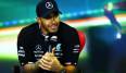 Rekordweltmeister Lewis Hamilton (37) liebäugelt damit, über sein Vertragsende bei Mercedes im Jahr 2023 hinaus in der Formel 1 zu fahren.