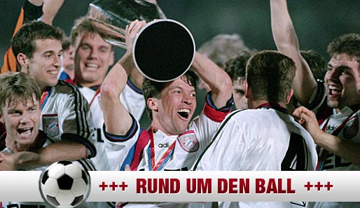 Lothar Matthäus gewinnt 1996 mit dem FC Bayern München den UEFA-Pokal