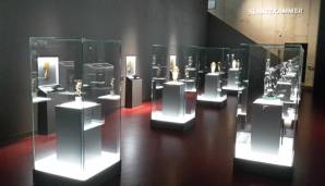 Die "Schatzkammer" des Deutschen Fußballmuseums. Für weitere Pokale ist noch Platz!