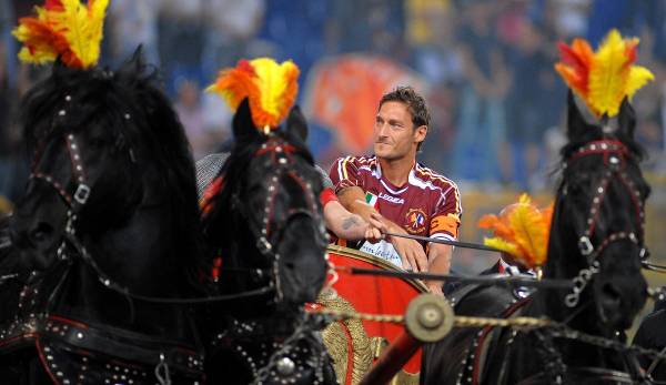 Zu Hause nannten sie ihn "er gladiatore": Francesco Totti nach dem Titelgewinn der AS Rom.