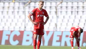 JANN-FIETE ARP: Seine Zeit beim FC Bayern endet wohl. Dem kicker zufolge zeigt Hannover 96 Interesse am ehemaligen HSV-Talent. Beim FCB geht Arp aller Voraussicht nach nicht mit in die Regionalliga-Mannschaft, sein Vertrag läuft allerdings noch bis 2024.