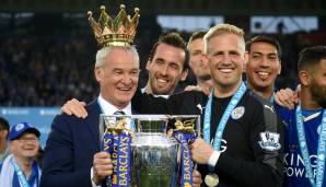 Claudio Ranieri hatte zur Saison 15/16 angeblich eine Klausel bei Leicester City, die ihm pro Tabellenplatz besser als 18 stolze 100.000 Pfund einbrachte. Ranieri wollte wohl absahnen und führte die Foxes zur Meisterschaft. Prämie: 1,7 Millionen Pfund!