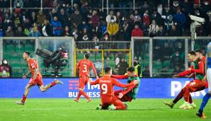 Weltranglisten-Ganzweitunten-Team Nordmazedonien schafft die Sensation und besiegt den Europameister Italien in Palermo mit 1:0. Forza Schweini!