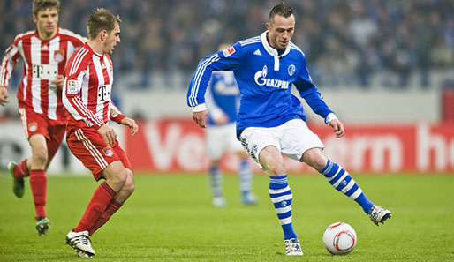 Christian Pander (r.) kehrte beim 2:0 gegen die Bayern auf die Bundesliga-Bühne zurück