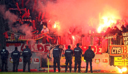 Die GdP kritisiert den 1. FC Köln für seine Handhabung bezüglich Hooligans