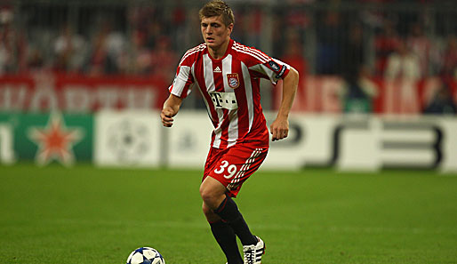 Toni Kroos hat seinen Vertrag beim FC Bayern bis 2015 verlängert