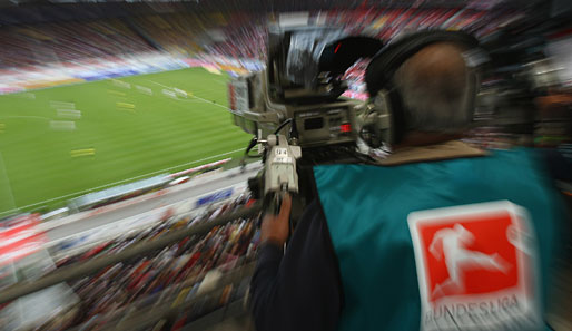 Aus dem Topf der Fernsehhonorare (422 Millionen Euro) gehen 79 Prozent an die Erstliga-Klubs