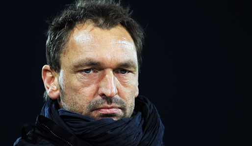 Hat bisher noch nicht mit Eintracht Frankfurt verhandelt: Energie-Coach Claus-Dieter Wollitz