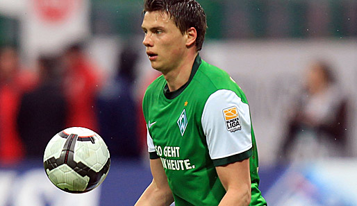 Sebastian Boenisch hat seinen Vertrag bei Werder Bremen bis 2012 verlängert