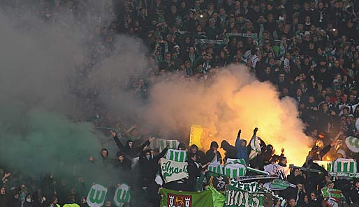 Brannten im Spiel gegen Werder Bremen Feuerwerkskörper ab: die Fans des VfL Wolfsburg