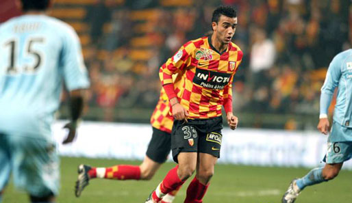 Abdelhakim Omrani kann im Mittelfeld alle offensiven Positionen bekleiden