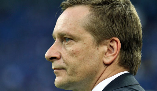 Horst Heldt verteidigt die Aktionen der Schalker Fans gegen Manuel Neuer