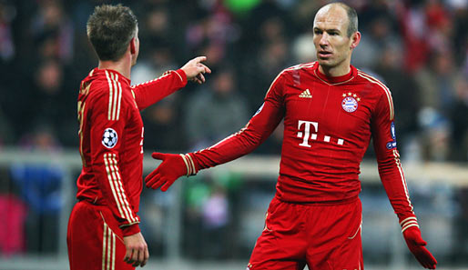 Die große Frage beim FC Bayern: Bleibt Superstar Arjen Robben (r.) schmerzfrei?