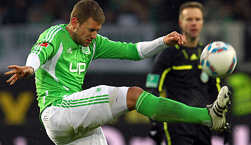 Marco Russ hatte bei Wolfsburg einen schweren Stand - nun kehrt er zur Eintracht zurück