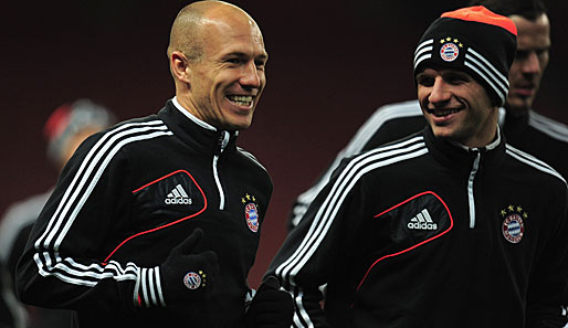 Superstar Arjen Robben (l.) fehlt derzeit bei den Übungseinheiten des FC Bayern München