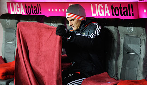 Ein gewohntes Bild in dieser Spielzeit: Mario Gomez nimmt bei den Bayern auf der Reservebank Platz