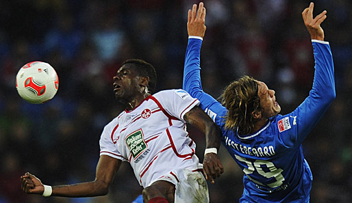 Die Hoffnungen der Lauterer ruhen auch auf Goalgetter Mohamadou Idrissou (l.)