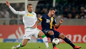 Alvaro Dominguez (l.) stand in 14 seiner 15 Saisonspiele in der Startelf und erzielte ein Tor