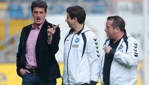 KSC-Manager Todt hätte mit Co-Trainer Giannikis und Cheftrainer Kauczinski beinahe den Aufstieg geschafft
