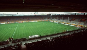 Zwischen Dortmund und Schalke brauchte sich das Schmuckkästchen anne Castroper, das Ruhrstadion, nicht verstecken
