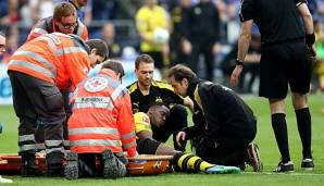 Bei der 0:2-Niederlage von Borussia Dortmund beim FC Schalke 04 hat sich BVB-Stürmer Michy Batshuayi verletzt.