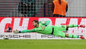 Platz 2: Kevin Trapp (Eintracht Frankfurt, 29 Spiele): 72,87 Prozent gehaltene Schüsse.