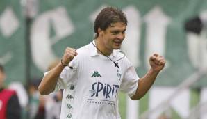 Angelos Charisteas kam 2002 aus Saloniki an die Weser. In 91 Spielen für die Grün-Weißen gelangen ihm 28 Tore – eine solide Quote. Der Karrierehöhepunkt sollte auch in seine Zeit bei Werder fallen: der Gewinn der EM 2004 mit Griechenland.