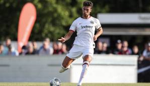 Lucas Torro will sich in seinem zweiten Jahr bei Eintracht Frankfurt durchsetzen.