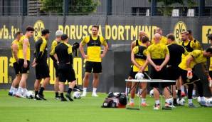 Borussia Dortmunds Kader ist für Trainer Lucien Favre noch immer zu groß.