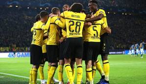 In der Bundesliga gastiert Borussia Dortmund heute Abend bei der Eintracht Frankfurt.