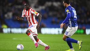 Badou Ndiaye (l.) kommt in dieser Saison bislang auf 13 Spiele in der Championship für Stoke City.