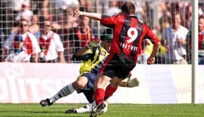 Am 29. Mai 1999 avancierte der damalige Stürmer zum großen Helden der Eintracht, als er mit einem Übersteiger FCK-Keeper Andreas Reinke verlud und kurz vor Schluss zum 5:1 traf – und den Klassenerhalt in letzter Minute sicherte.