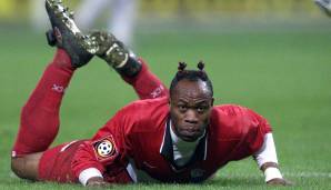 TARIBO WEST (1. FC KAISERSLAUTERN/2002): Der Nigerianer fiel mehr durch seine bunten Zöpfchen als mit seinen Leistungen auf. Nach nur zehn Spielen wurde er suspendiert, weil er nach einer Krankmeldung in Mailand vor einer Christengemeinschaft predigte.