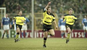 Platz 19: Andreas Möller am 19.3.2000 beim 1:3 gegen Arminia Bielefeld (Tor zum 1:0) - 32 Jahre, 199 Tage alt.