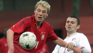 Felix Bastians (Jahrgang 1988): Kam aus Bochum in die Dortmunder Jugend. Mit 16 wechselte er nach England zu Nottingham. Nach vier Jahren auf der Insel und einem Jahr in Bern kam Bastian zurück nach Deutschland. Nun bei Rot-Weiss Essen.