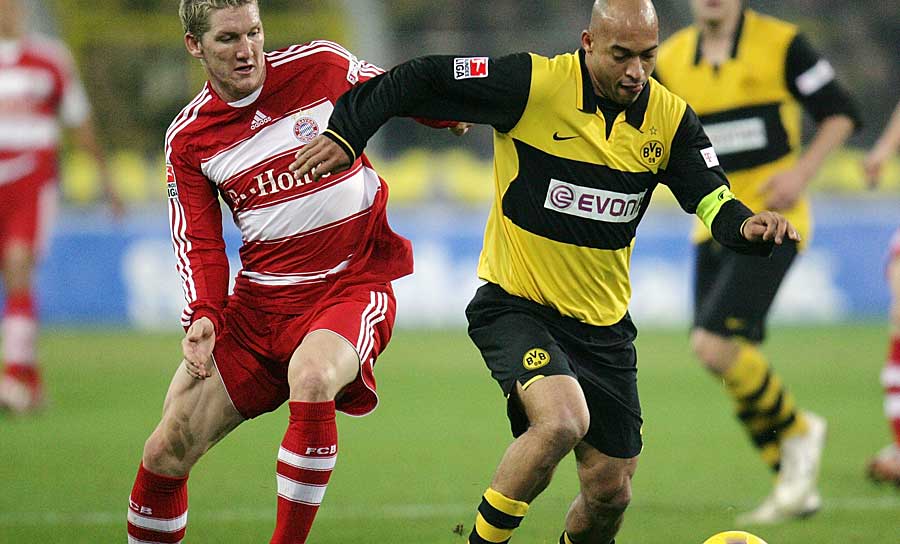 Leonardo Dede (30 Einsätze, 1 Tor): Der Linksverteidiger überzeugte mit elf Torvorlagen. War von 1999 bis einschließlich der Meistersaison 2011 beim BVB und wurde in 212 Spielen eingesetzt. Trat 2014 nach drei Jahren in der Süper Lig zurück.