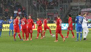 Zwischen Bayern und Hoffenheim wurde die Partie unterbrochen.