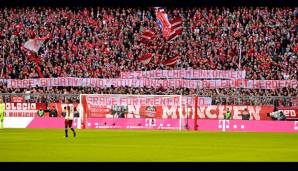Am Sonntag in München beim Spiel gegen Augsburg gab es zunächst die Bayern-Jubiläums-Choreo und dann die Anti-Rassismus-Geste. Danach waren wieder die Fans dran. Die Frage hier (für einen Freund): Sonderbehandlung für Reiche?