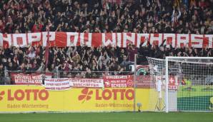 Die Fans des SC Freiburg mit einem kreativen Spruch.