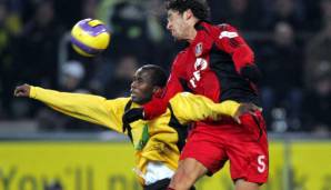 MATTHEW AMOAH - Kam 2005 für 0,4 Millionen Euro von Vitesse Arnheim - Statistiken: 17 Spiele, 0 Tore - 2007 für 0,18 Millionen Euro an NAC Breda verkauft.