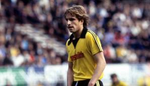 Platz 19: Ralf Augustin (Borussia Dortmund) am 9. September 1978 im Alter von 17 Jahren, 11 Monaten und 13 Tagen gegen den VfB Stuttgart.
