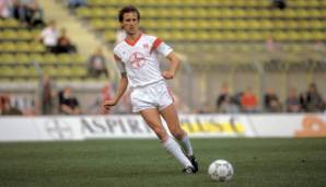 ALOIS REINHARDT (von 1984 bis 1991 bei Bayer Leverkusen): Der kopfball- und zweikampfstarke Innenverteidiger schloss sich nach dem Abstieg mit dem 1. FC Nürnberg 1994 der Werkself an und hatte maßgeblichen Anteil am Gewinn des UEFA-Pokals 1988.