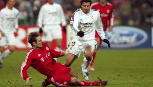 ROBERT KOVAC (von 2001 bis 2005 beim FC Bayern): 2001 ging es für ihn dann zum FC Bayern. In München gewann er zwei Meisterschaften, zweimal den DFB-Pokal und wurde sowohl Ligapokal- als auch Weltpokalsieger.