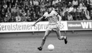 Michael: 196 Spiele für RW Oberhausen, Wattenscheid 09, den VfL Bochum, den FC Schalke 04 und Hertha BSC (1977 bis 1991)
